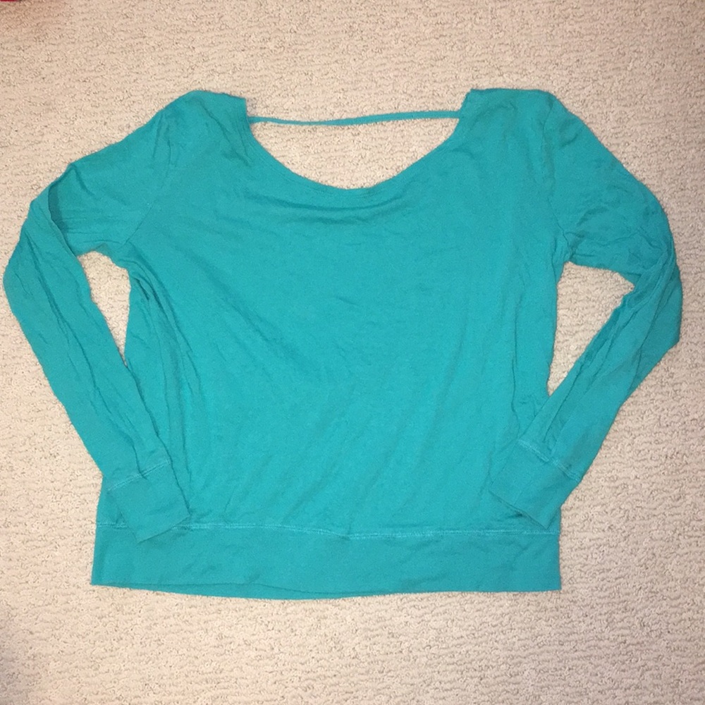 VICTORIA’S SECRET PINK SHIRT